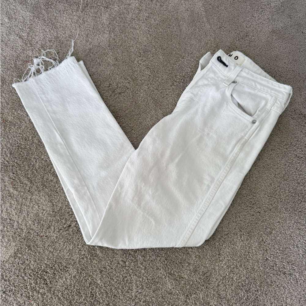 AMO Babe Sea Salt White Jeans